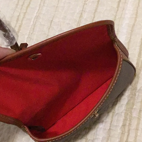 Dooney & Bourke Elephant Gray Pebble Grain genuine leather Wristlet Pouch Wallet - Picture 6 of 10